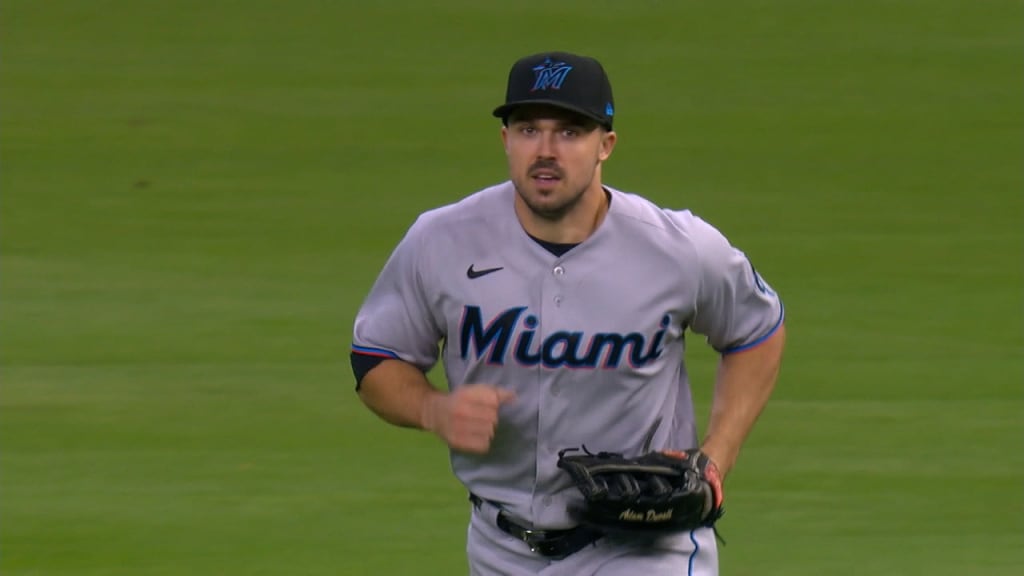 Adam Duvall's defense a big asset for the Marlins in 2021