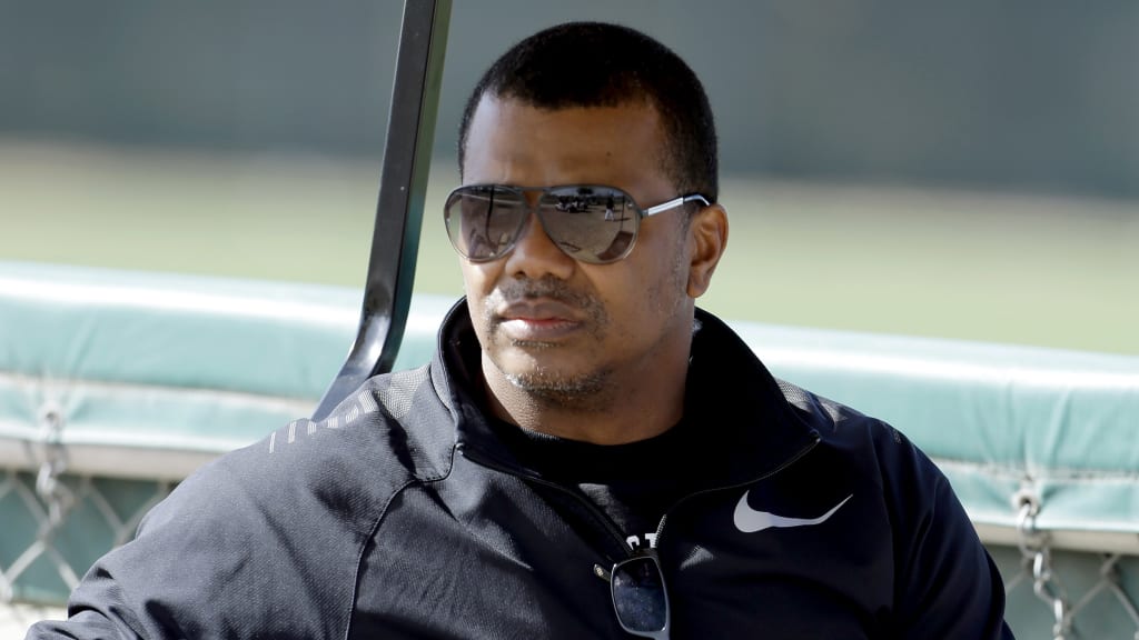 Ken Williams wants fans to be able to see their favorites enshrined in the Hall of Fame. (AP)
