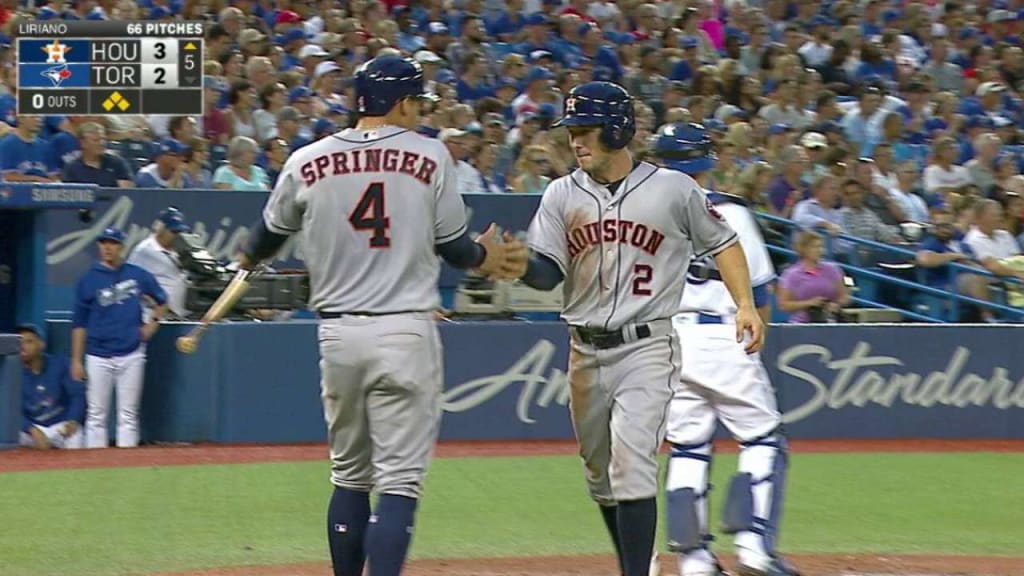 Jose Altuve hits a new milestone earning his first MLB cycle