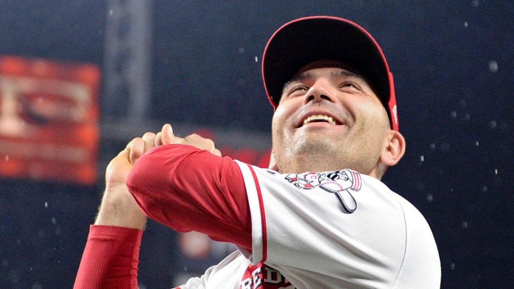 Cincinnati Reds on X: Join us in congratulating your three #Reds National  League All-Stars! ⭐️ 1B Joey Votto (6th selection) 2B Scooter Gennett (1st)  3B Eugenio Suárez (1st)