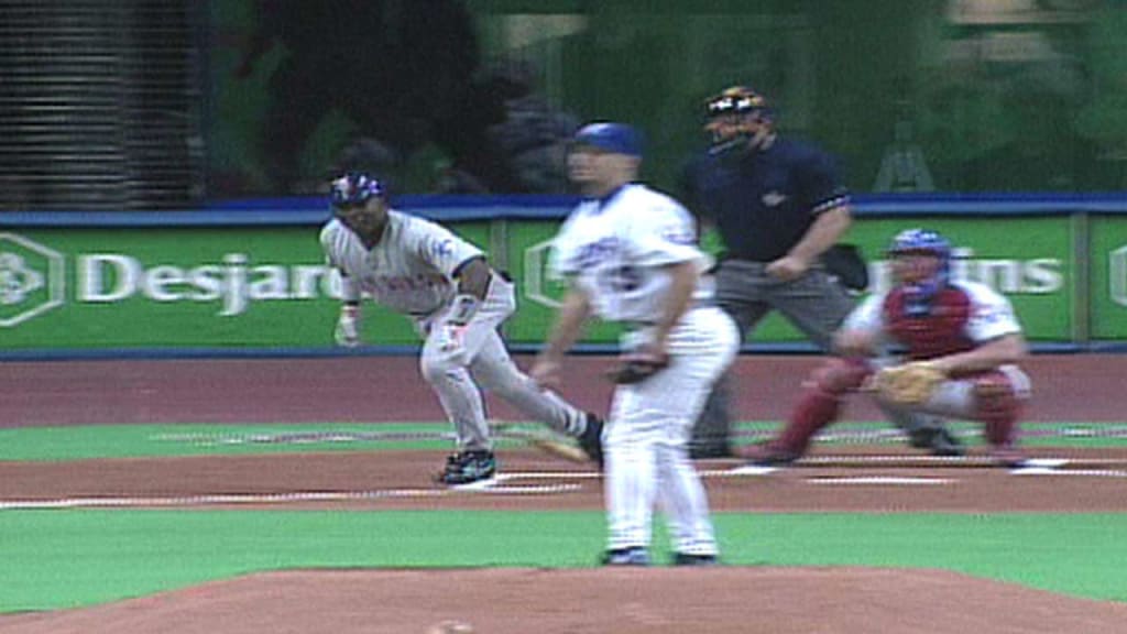 Marlins Anniversary: Moises Alou's 2-run walk-off hit vs. Astros
