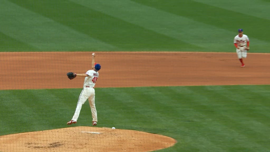 Phillies' Zack Wheeler blanks former team on day it looked like 'Roy had  his hand on him
