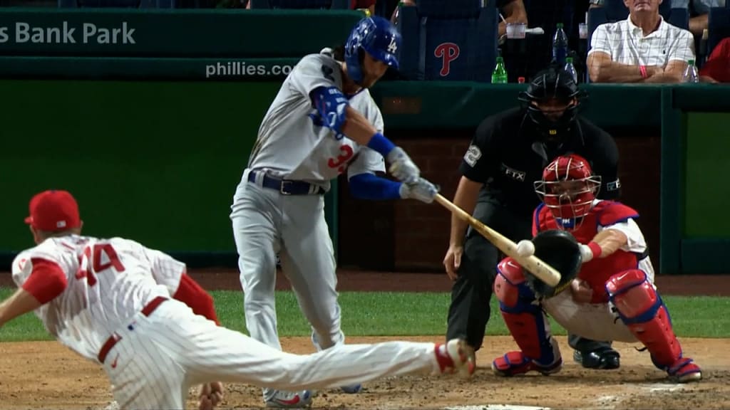 Cody Bellinger becomes fastest rookie to 21 HR-mark, 1st vs. Phillies -  6abc Philadelphia