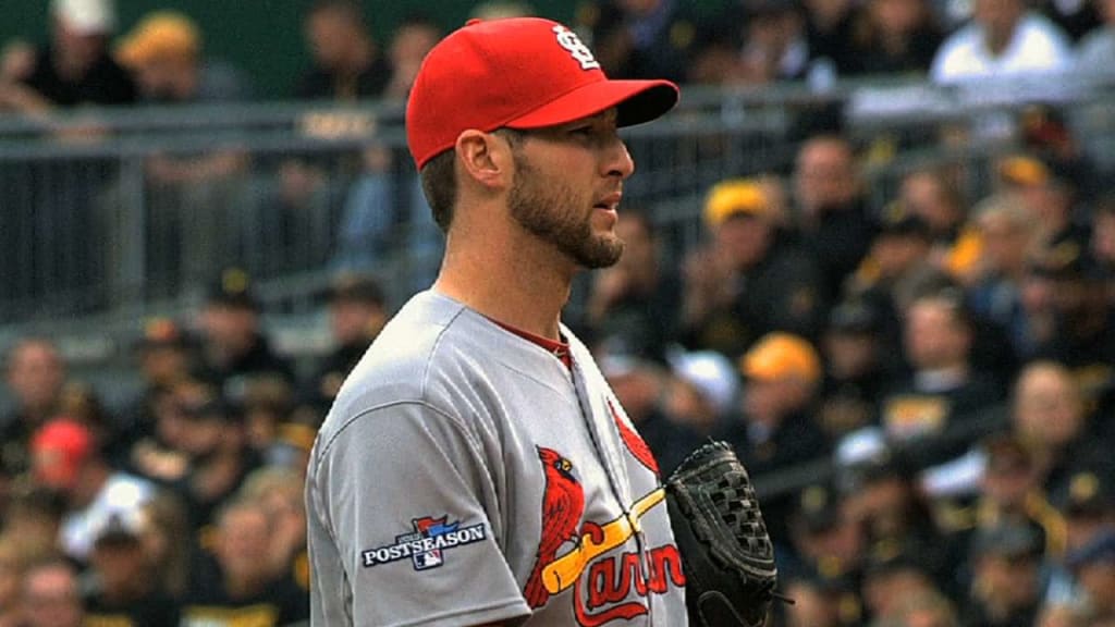 Cardinals' Chris Carpenter hits 3 HR's, 2 doubles in 6 innings