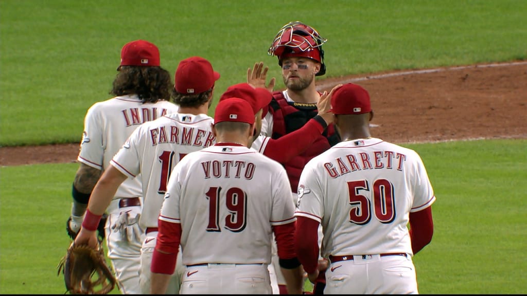 Wade Miley strikes out 8 in Reds' win over Mets