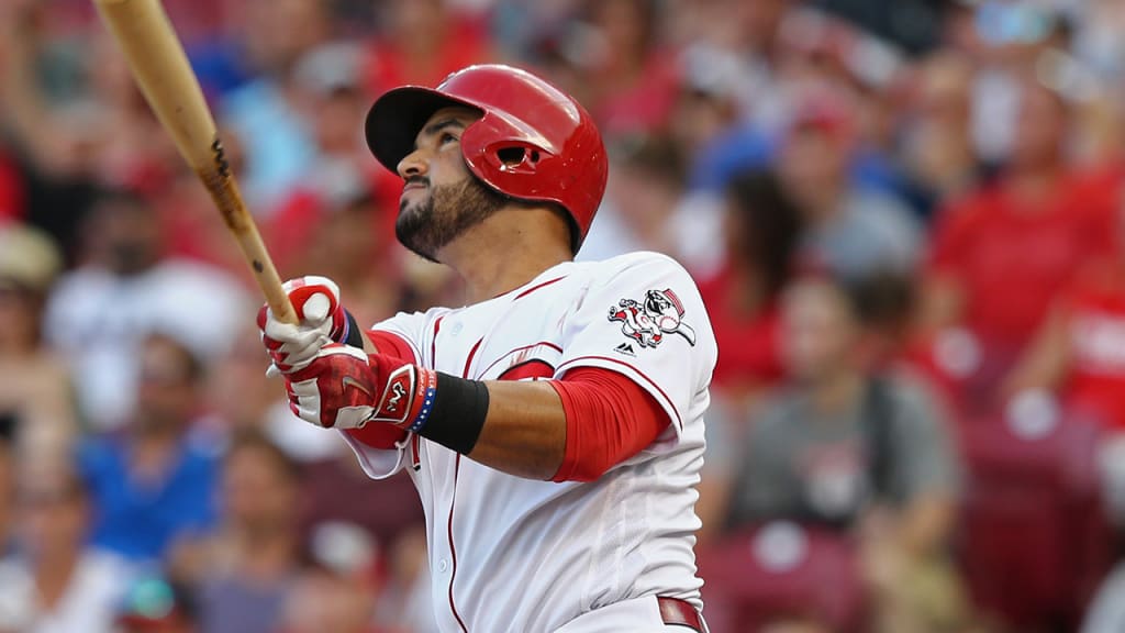 Cincinnati Reds' Eugenio Suarez during a baseball game against the Arizona Diamondbacks, Saturday, July 23, 2016, in Cincinnati. The Reds won 6-1. (AP Photo/Aaron Doster)