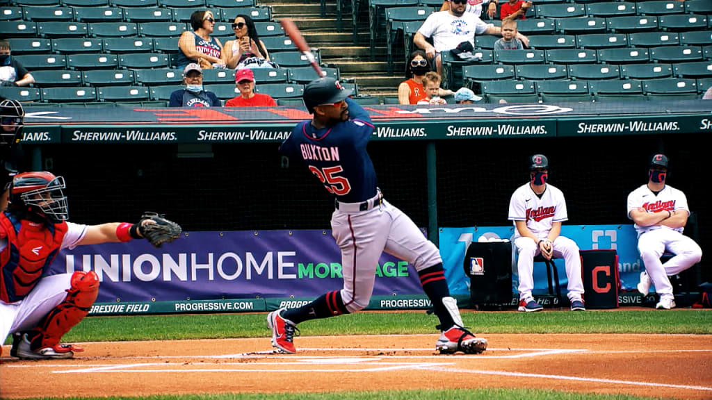 Ronald Acuña Jr. again voted National League Player of the Month