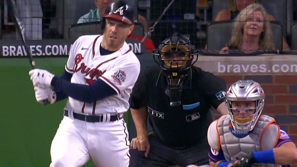 Astros-Braves World Series: Why does Joc Pederson wear pearls?