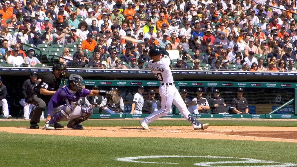 Miguel Cabrera records 3,000th hit