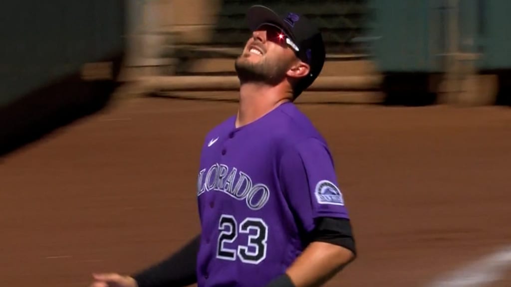 Kris Bryant loves Pirates uniforms more than his own Cubs jersey