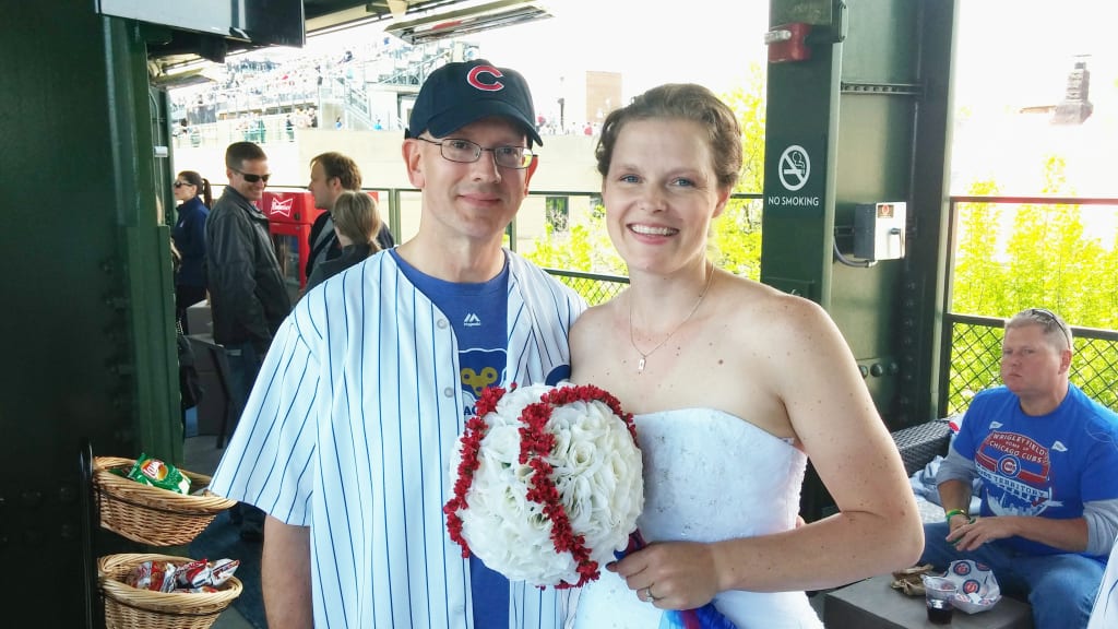 How @Cubs fans enter their wedding