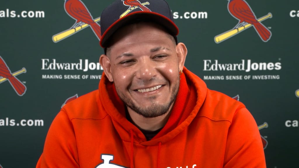 [SportsCenter] Yadier Molina retiring after 2022 : r/baseball