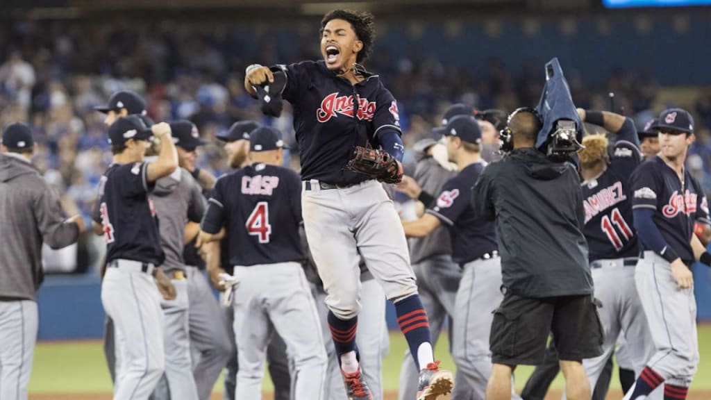 Andrew Miller (ALCS MVP) Game-Worn Jersey ALCS Game 5 at Toronto