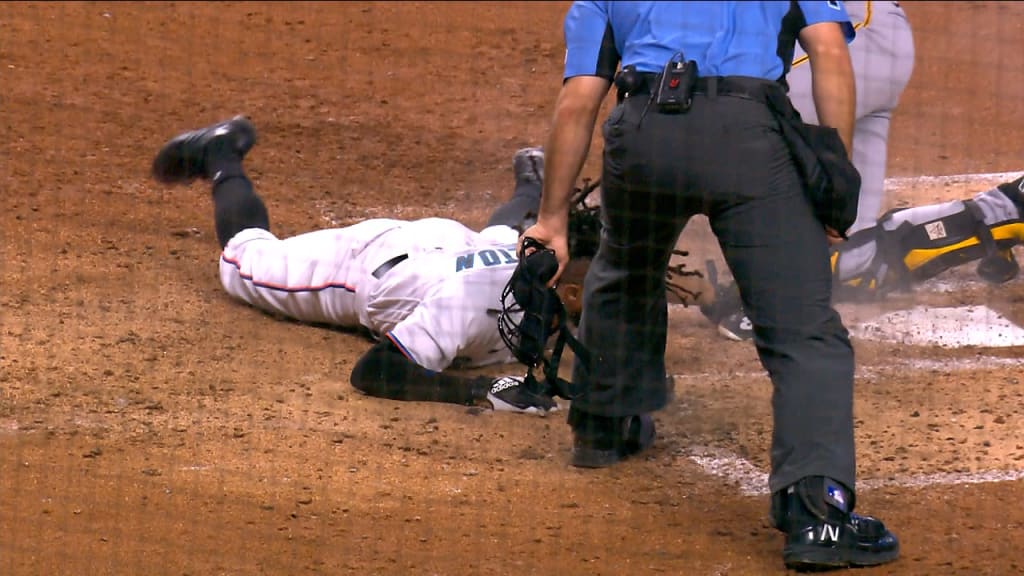 Marlins SS Miguel Rojas loses piece of tooth in collision with