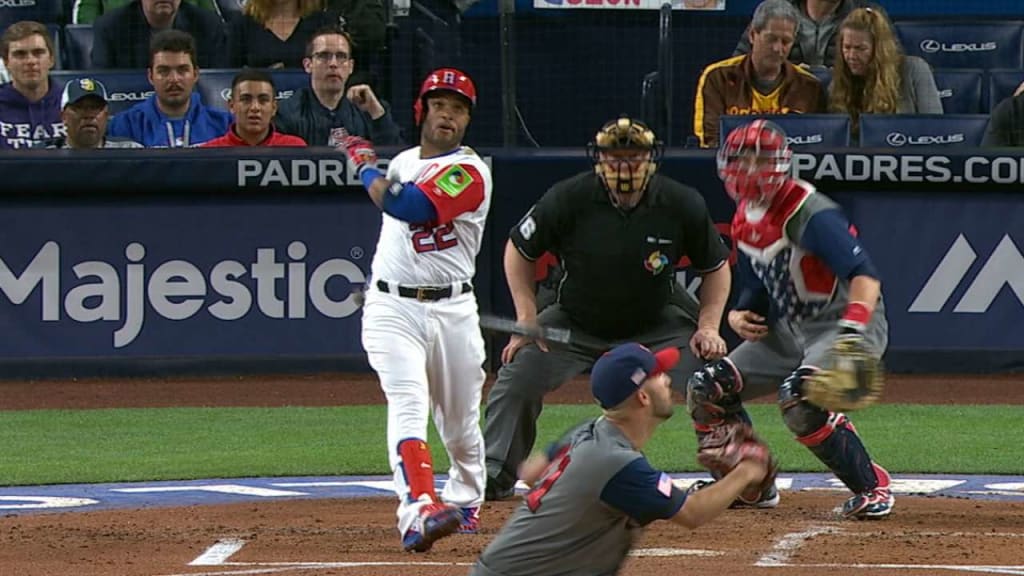 Adam Jones's spectacular catch propels USA into World Baseball Classic  semis, World Baseball Classic