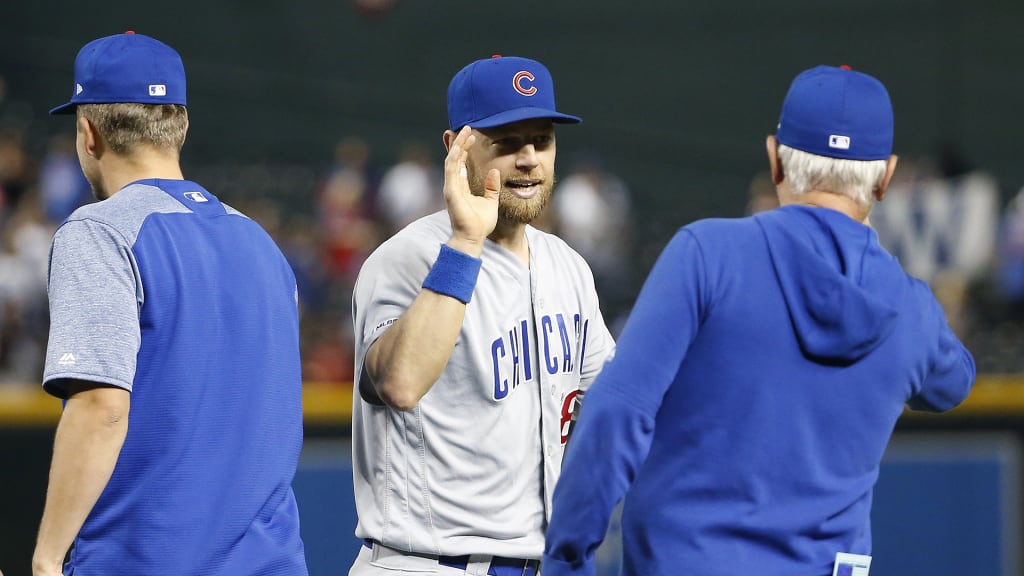 Ben Zobrist shows his South Bend Cubs teammates how to be a big-leaguer on  and off the field — and goes 2-for-3 with an RBI