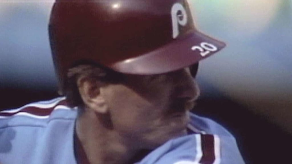 Mike Schmidt hit home run No. 500 35 years ago today