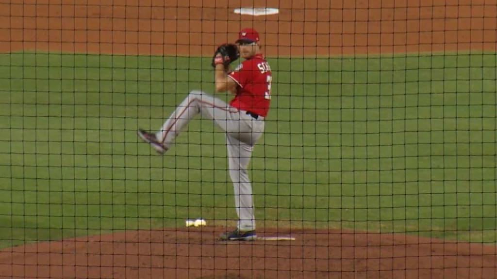 MLB All-Stars Sean Doolittle and Todd Frazier faced each other in