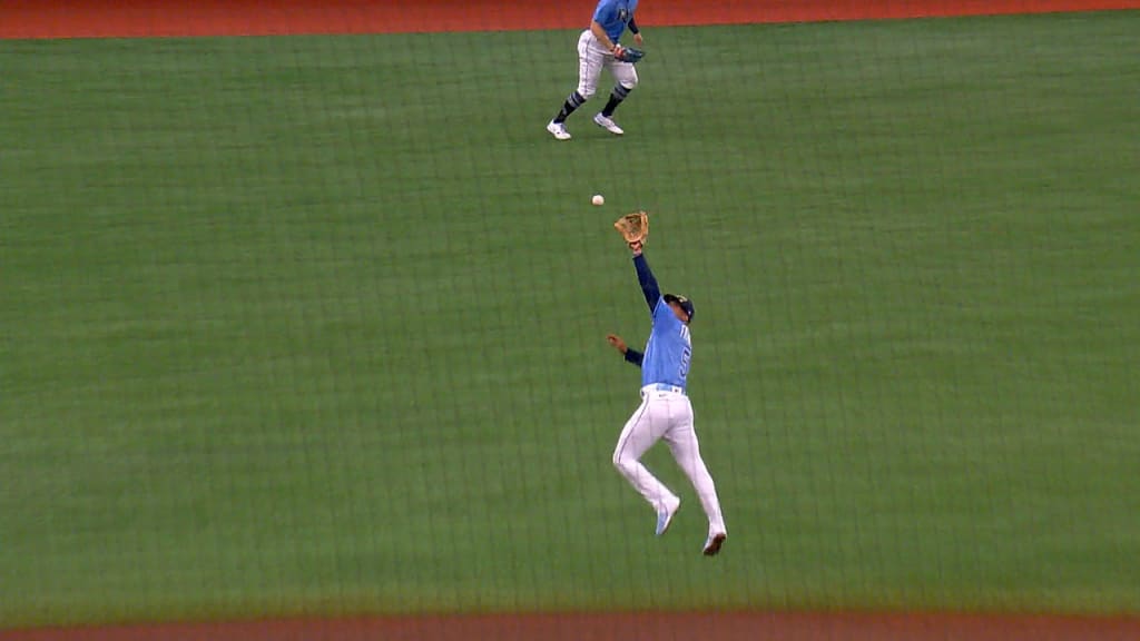 Wander Franco's leaping catch