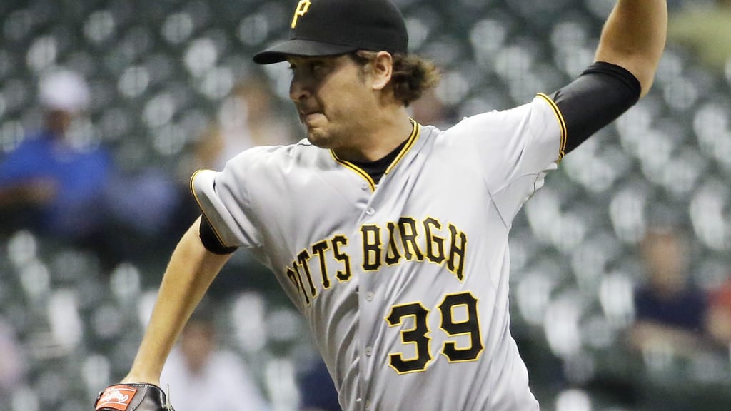 Bobby LaFromboise posted a 1.13 ERA in 11 appearances with the Pirates in 2015. (AP)