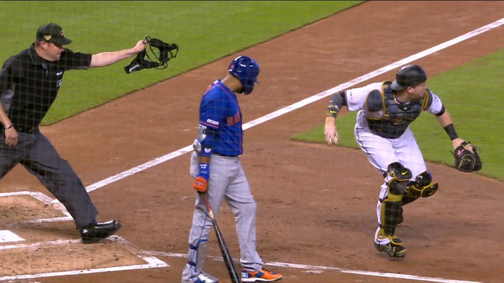 Wallach turns 2 on heads-up play