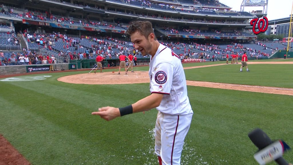 Turner on his walk-off HR
