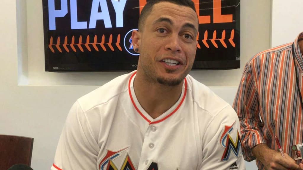 Recovering Stanton takes pain-free swings