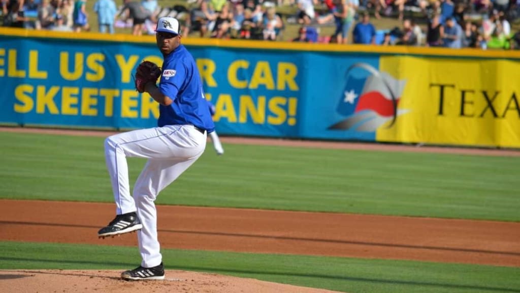 Houston Rockets icon Tracy McGrady toes the slab for the Sugar Land Skeeters (Sugar Land Skeeters)