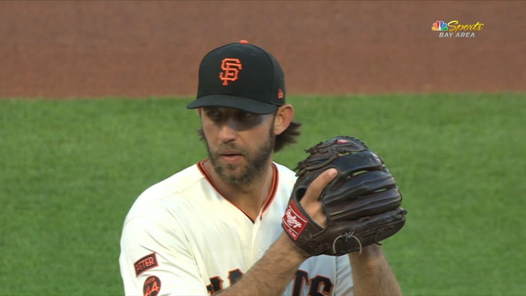Madison Bumgarner gets standing ovation during return to Oracle