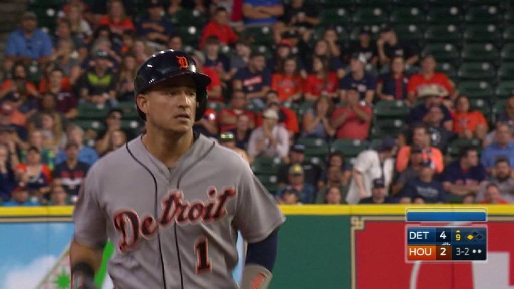 Iglesias, Kinsler lead Tigers over Astros