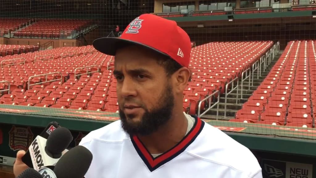 Cardinals auctioning rare Blues-themed batting practice jerseys