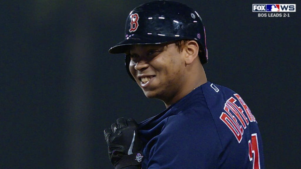 Devers' go-ahead hit in 9th