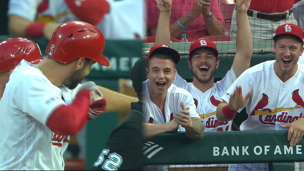 MLB Noticias: Juan Soto regala gorra Padres a fan de Dodgers