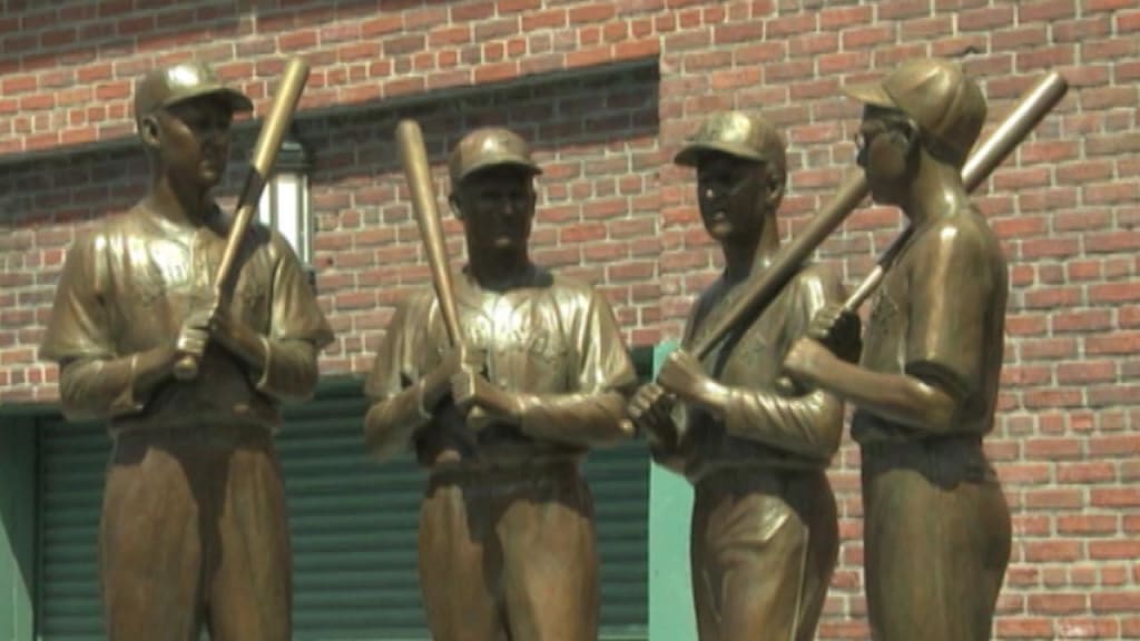 Bobby Doerr, Red Sox Hall of Fame second baseman, dead at 99 – New York  Daily News