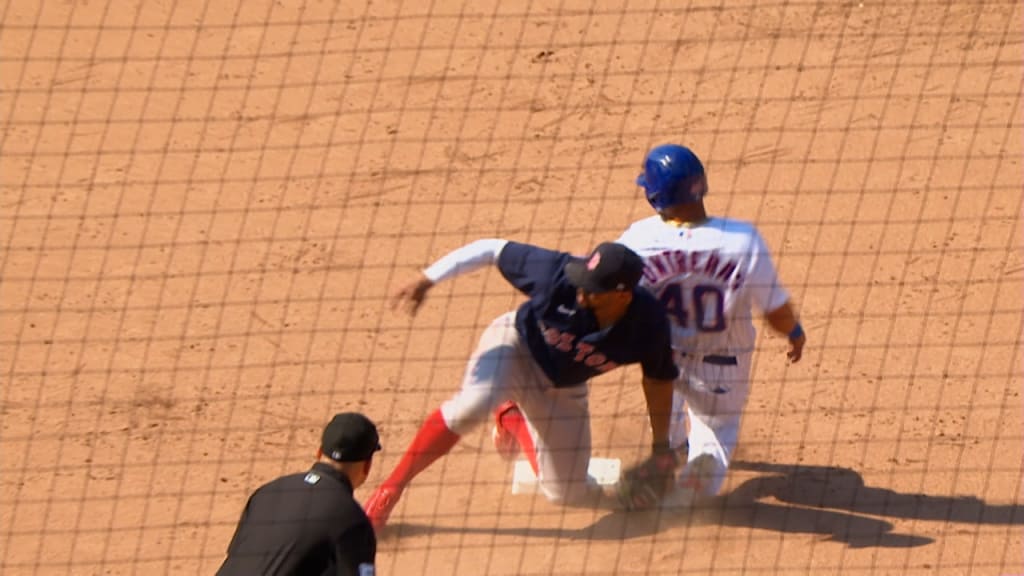 Red Sox's Jarren Duran jaws at Royals fans during tough 7th inning