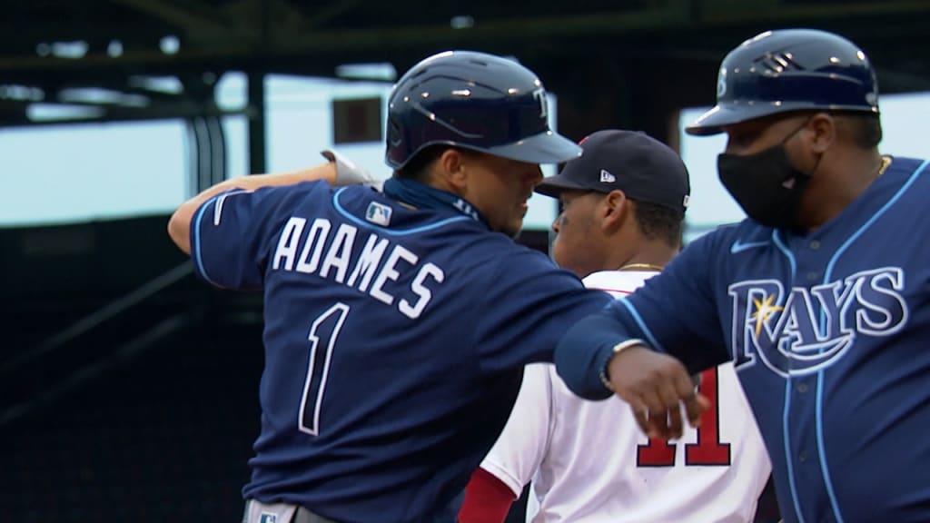 Willy Adames' RBI triple 