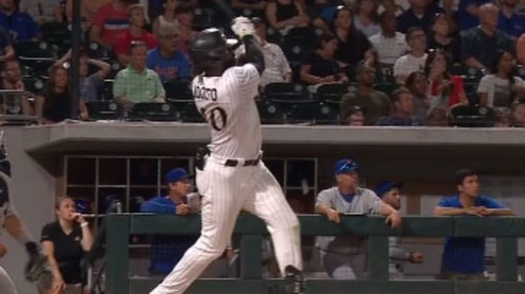 Micker Adolfo tags solo shot