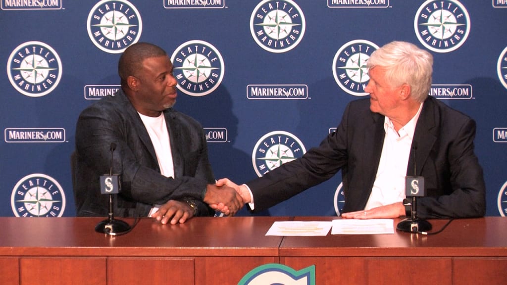 Seattle Mariners Hall of Famer Ken Griffey Jr. joins the Seattle