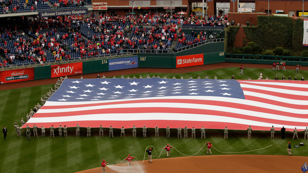 Baseball fans attend special night game dedicated to peace in