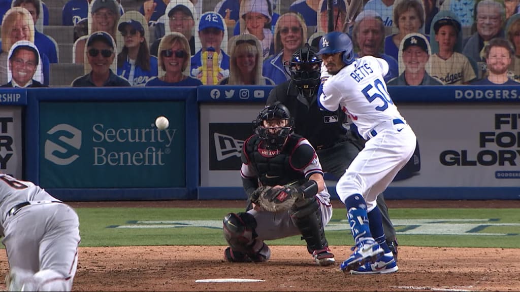 The San Diego Padres put on a bat-flip clinic on Thursday night, This is  the Loop