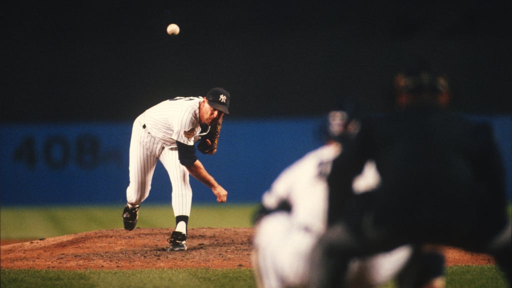 Yankees Manager Joe Torre helped John Wetteland bounce back from a rough postseason in 1995 so that, by the time October 1996 rolled around, the reliever was confident in his ability to close the door in big spots. (New York Yankees)