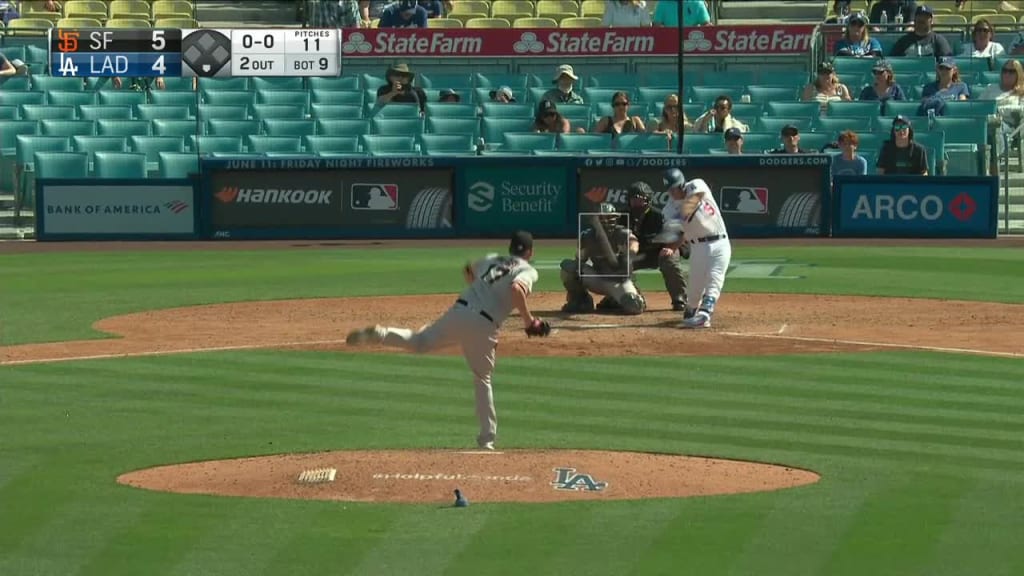 Mauricio Dubón homers off Clayton Kershaw