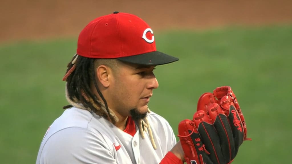 Luis Castillo: How onetime Giants farmhand became the Reds' ace