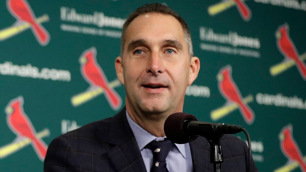 President John Mozeliak hinted that the Cardinals will wait and see how the free-agent market is shaping up before signing relievers. (AP)