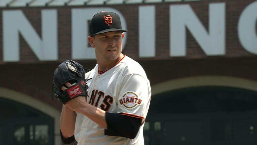 SF Giants will have to navigate through roster surplus in 2023