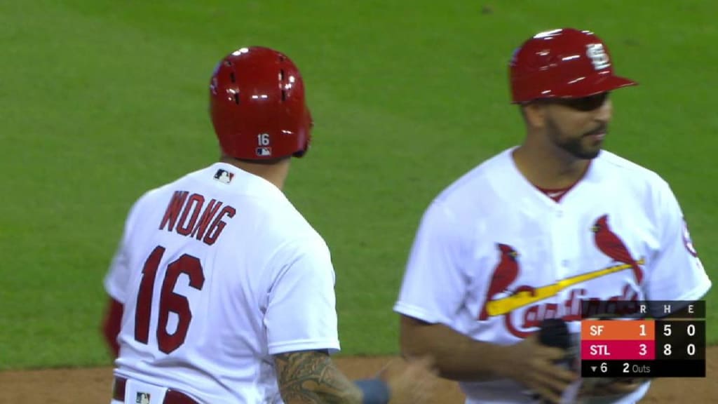Wong's RBI single extends lead