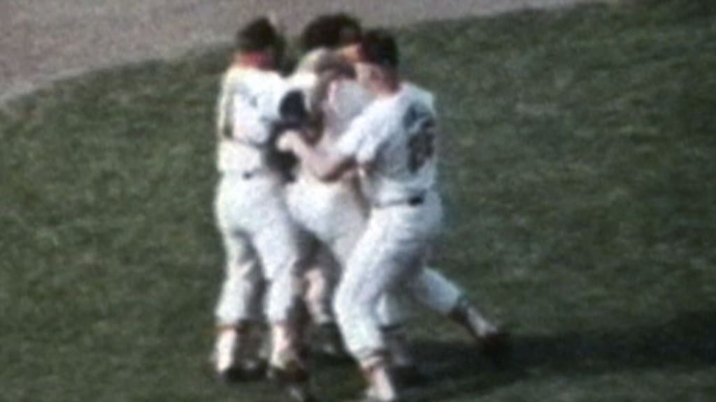 Jim Palmer shuts out Dodgers in Game 2 of 1966 World Series