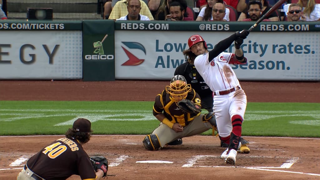 Cincinnati Reds catcher Tyler Stephenson leaves game versus Pirates