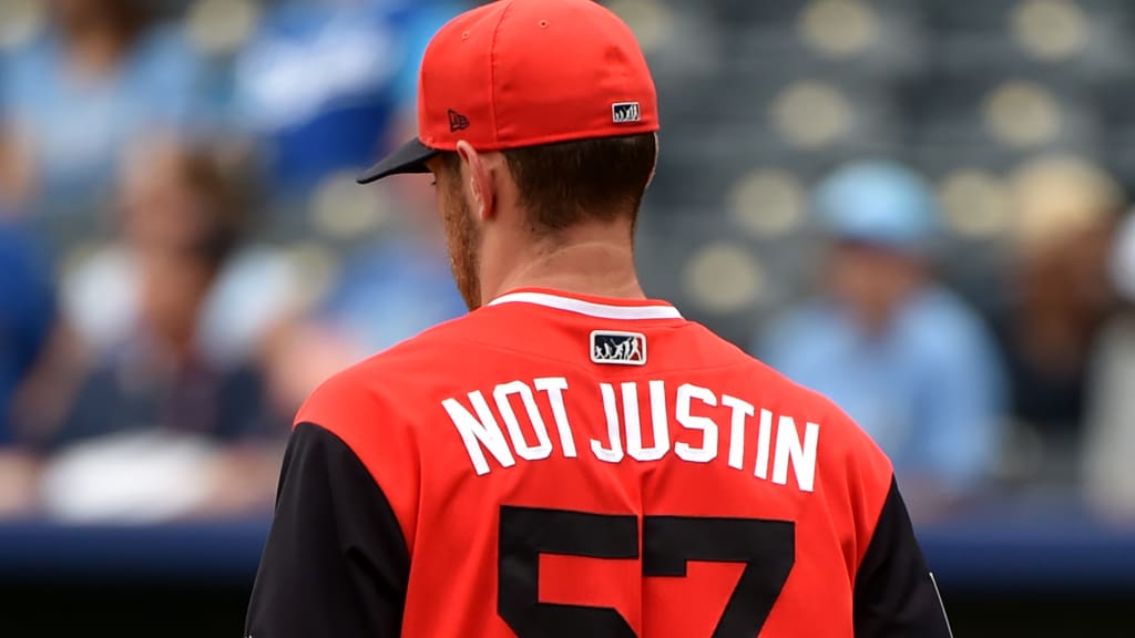 Justin Bieber shows off 'Not Shane Bieber' Cleveland Indians jersey: 'Pop  of the Morning' 