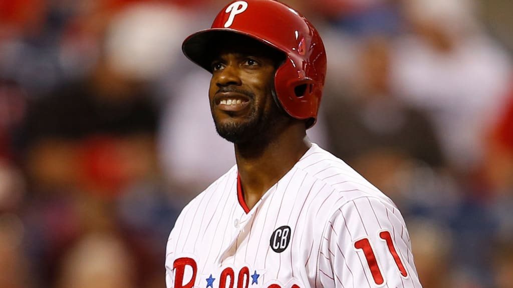 Phillies decide whether to give away numbers